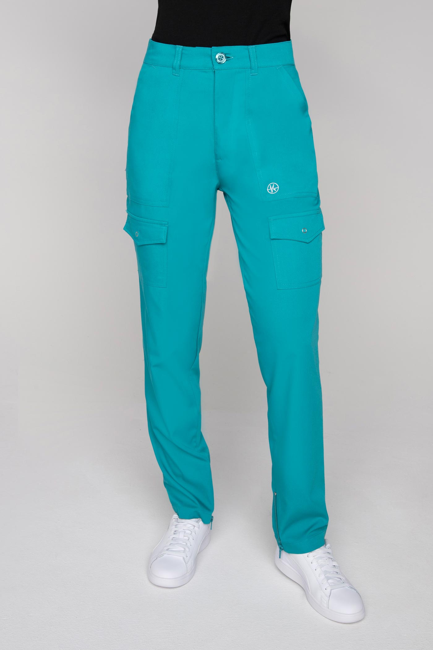 EMMA – Damen-Hose aus Twill mit mehreren Taschen